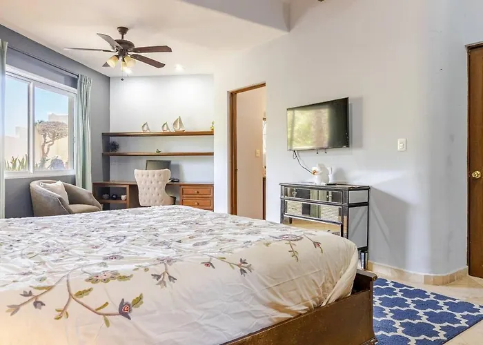 Casa Reyes, Casa Reyes Family Oasis, Heated-pool & Amazing Views Villa *