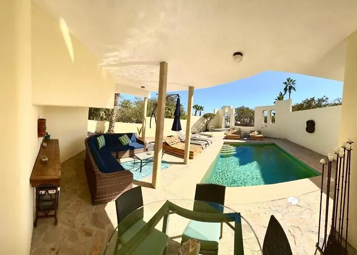 Villa Casa Reyes, Casa Reyes Family Oasis, Heated-pool & Amazing Views