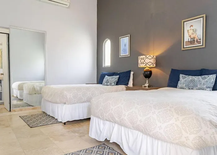 Casa Reyes, Casa Reyes Family Oasis, Heated-pool & Amazing Views Villa Cabo San Lucas