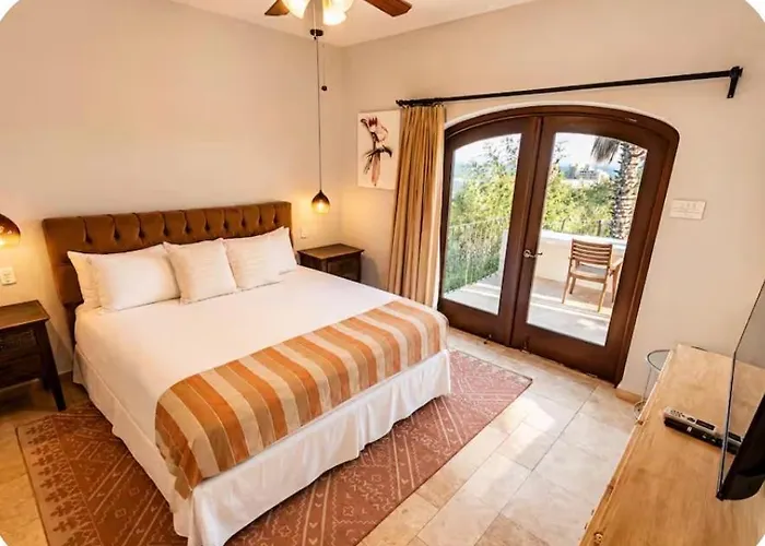 Villa Casa Reyes, Casa Reyes Family Oasis, Heated-pool & Amazing Views