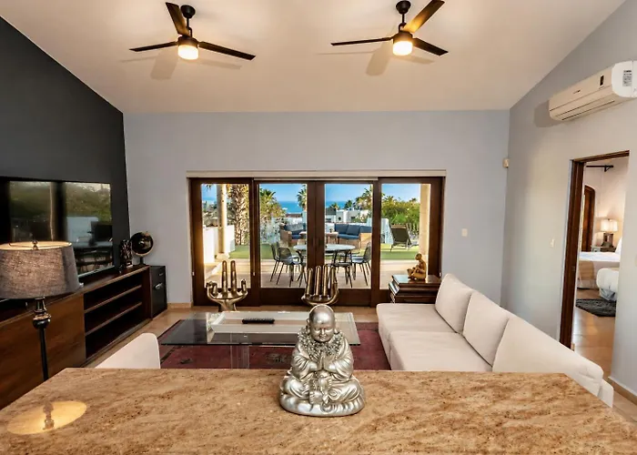 Villa Casa Reyes, Casa Reyes Family Oasis, Heated-pool & Amazing Views