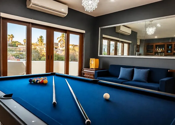 Casa Reyes, Casa Reyes Family Oasis, Heated-pool & Amazing Views Villa Cabo San Lucas